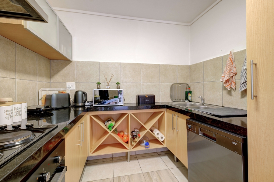 2 Bedroom Property for Sale in Humewood Eastern Cape